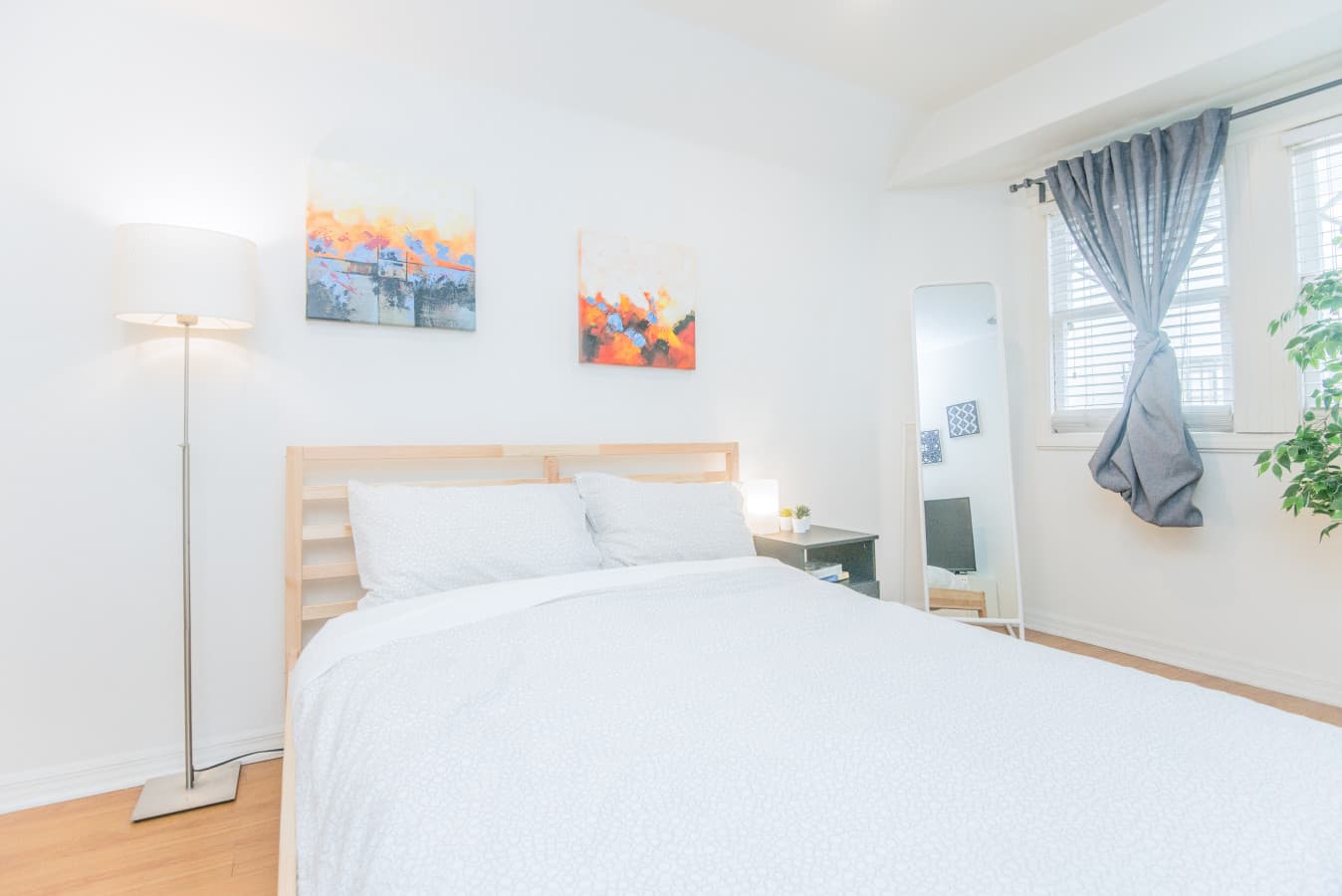 Bright Spacious Private Room By Franklin & Western