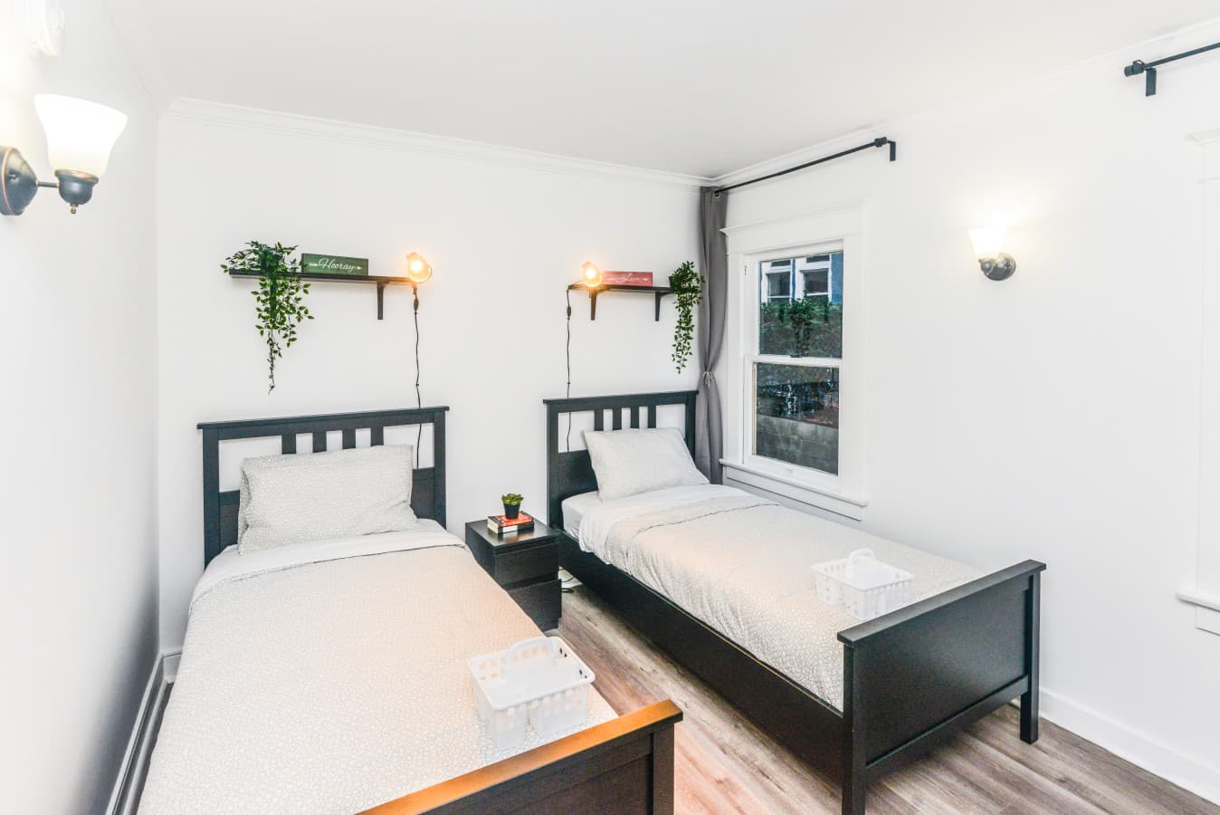 Clean Private Budget Room for Two in Metro Routes