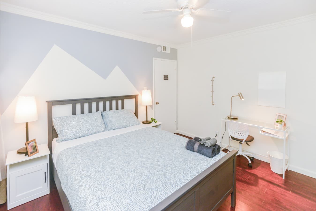 Exclusive Private Room+Bath in Mid-City