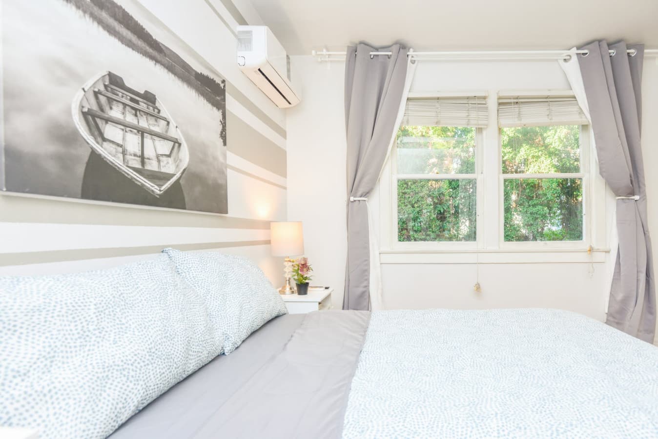 Private Clean Studio in a Calm Corner of Hollywood